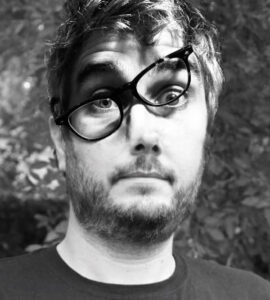 Bernstein-Lamare_600px-270x300